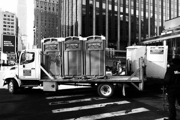 Best Luxury portable toilet rental  in Gibbon, NE